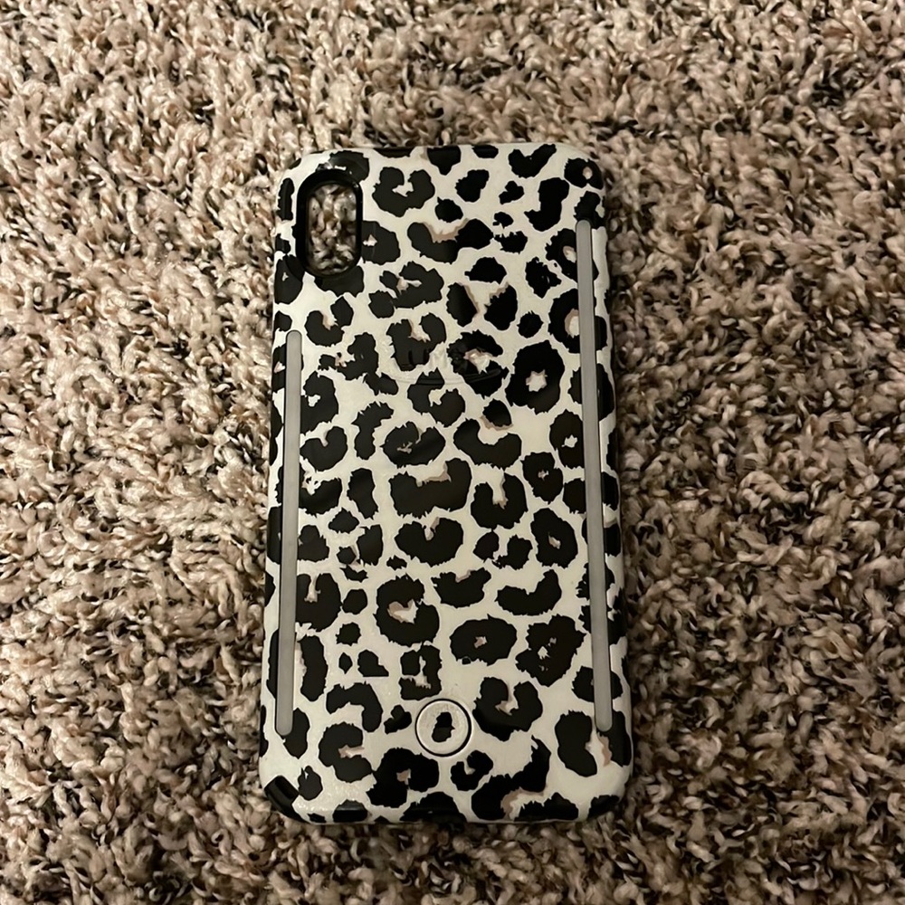 Lumee Leopard print iPhone XS Max case
